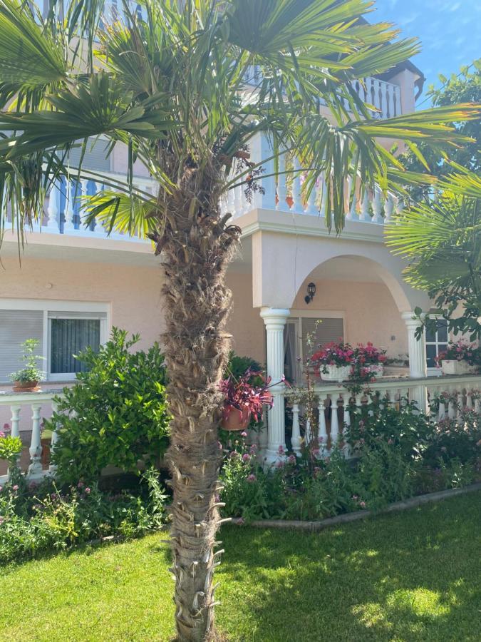 Villa Chiara Vodice Eksteriør billede