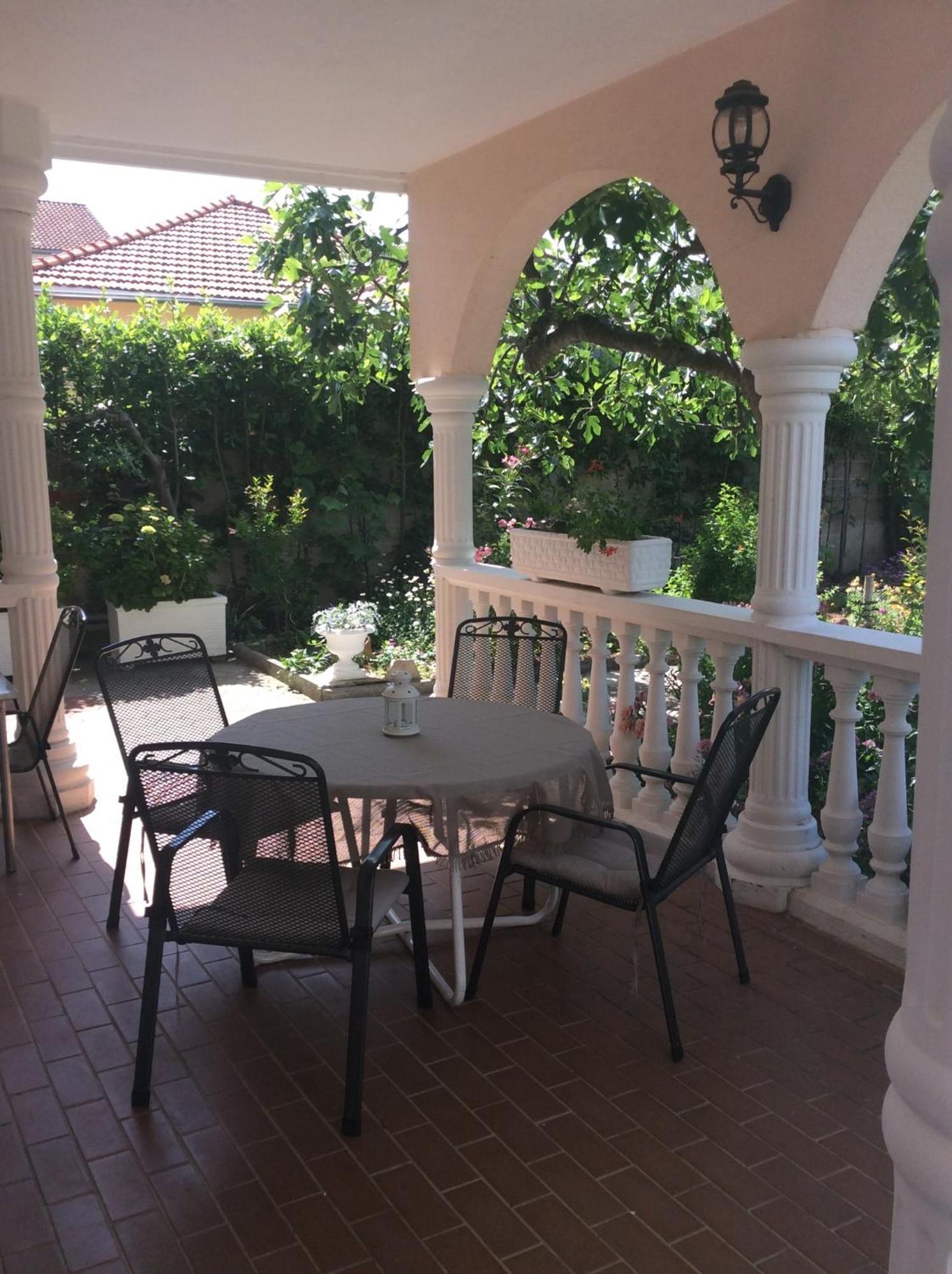 Villa Chiara Vodice Eksteriør billede