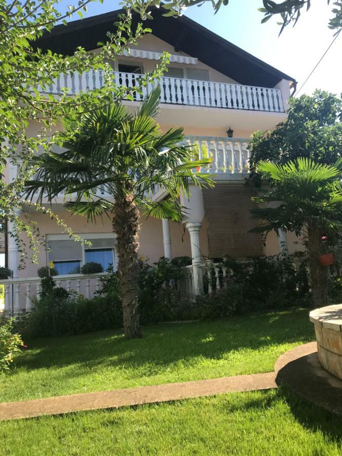 Villa Chiara Vodice Eksteriør billede