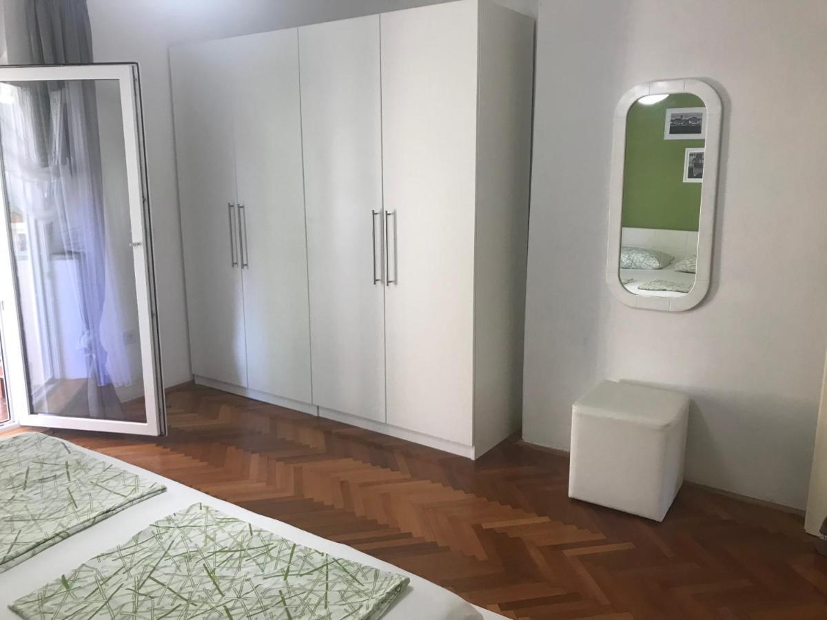 Villa Chiara Vodice Eksteriør billede