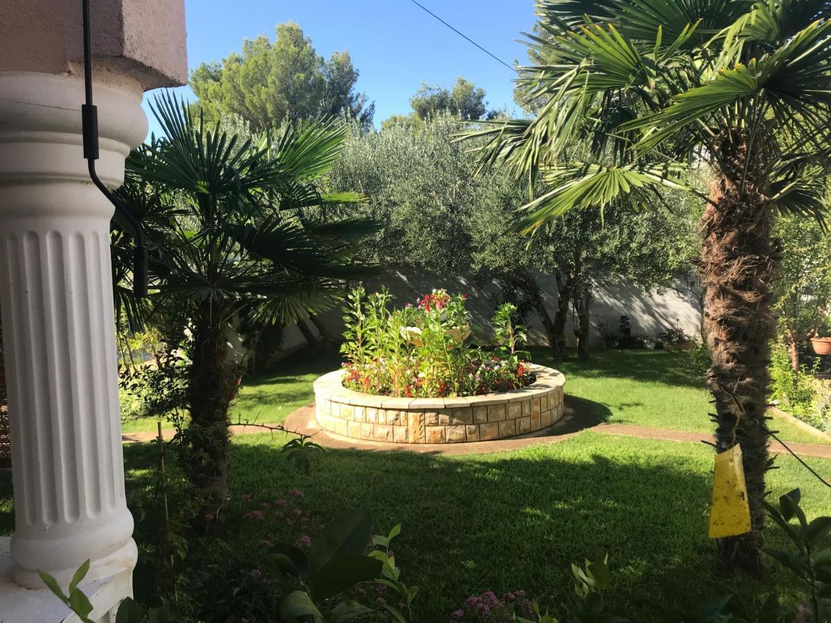 Villa Chiara Vodice Eksteriør billede